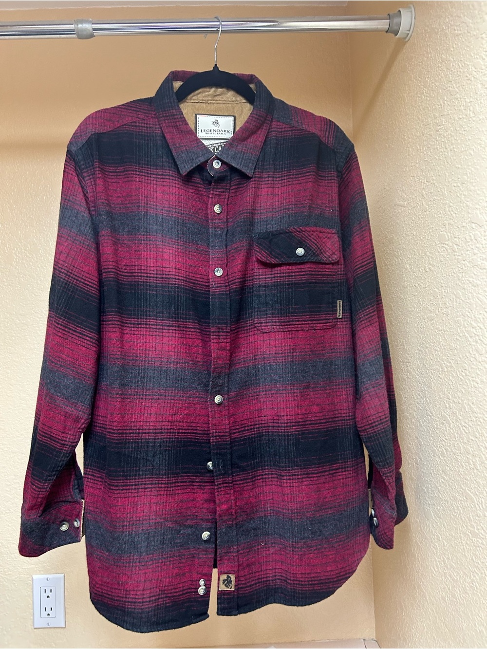 Legendary Whitetails Men's Burgundy & Black Plaid Button-Up Shirt